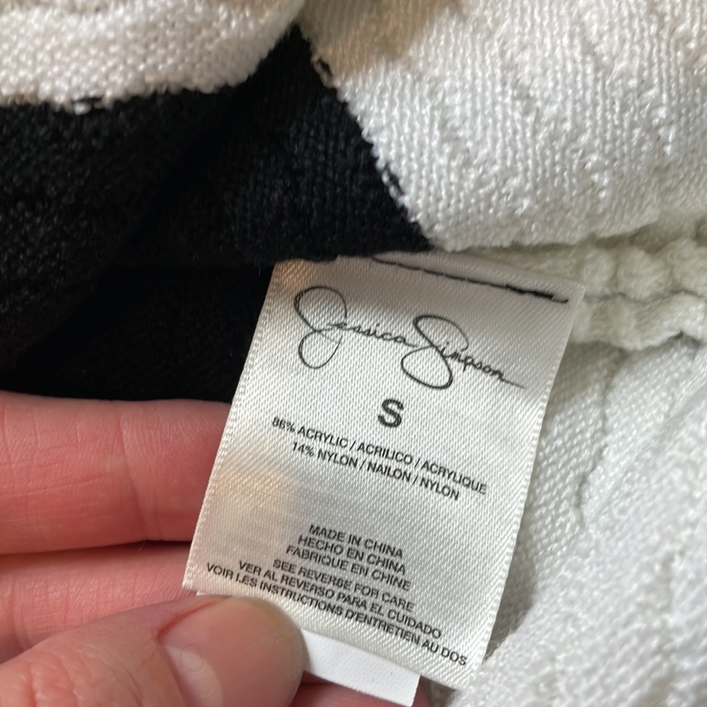 Jessica Simpson knit dress - Picture 3 of 5